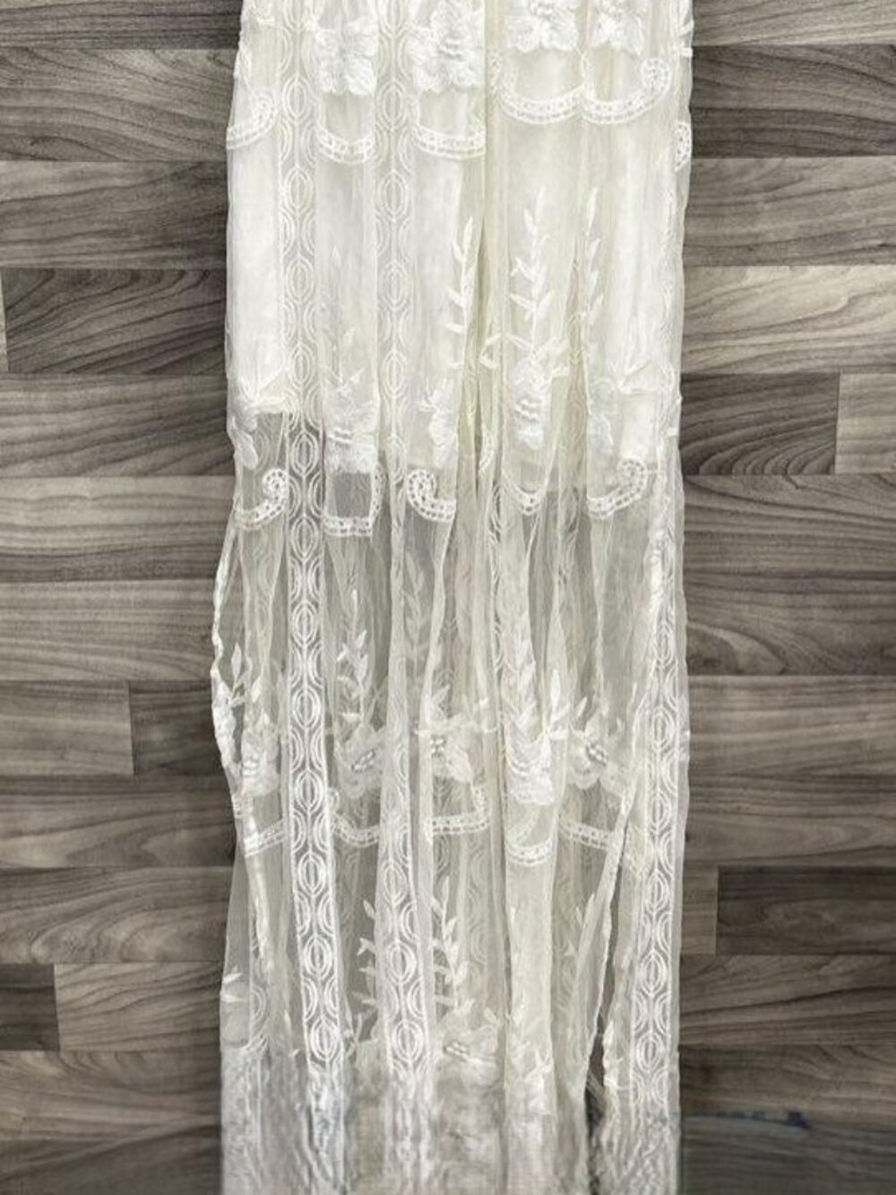 White dress full length lace dress with knee length lining, zip back size xl - Picture 4 of 8